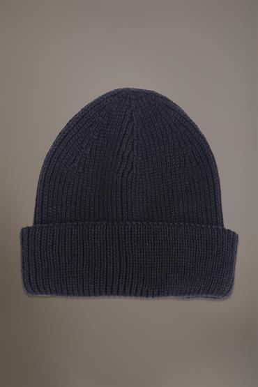 BEANIE HAT SMOKE