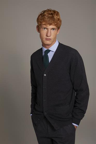 CARDIGAN SWEATER DK GREY