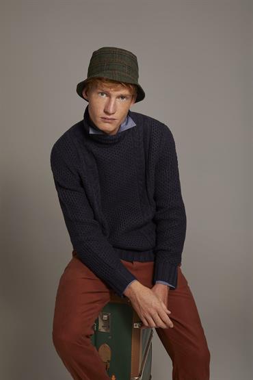 TURTLE NECK SWEATER DK BLUE