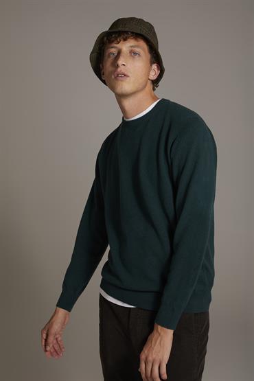ROUND NECK SWEATER DK GREEN