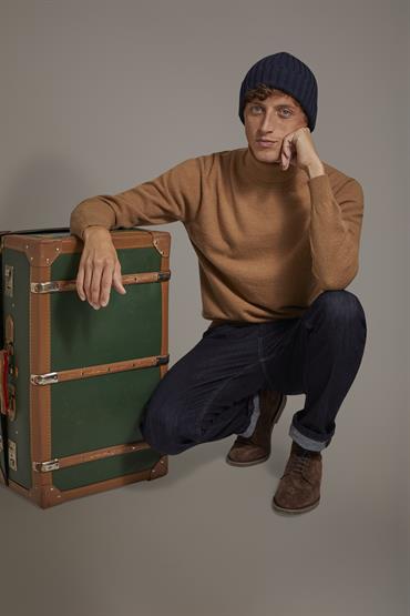 TURTLE NECK SWEATER CAMEL