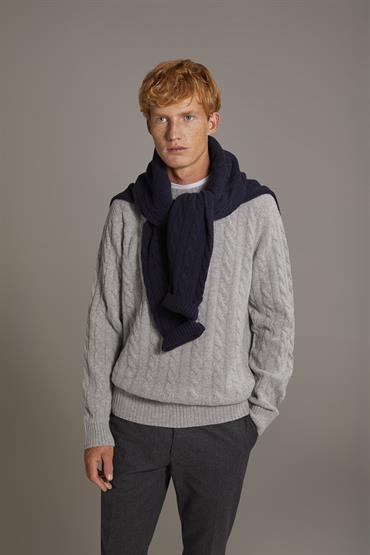 ROUND NECK SWEATER GREY