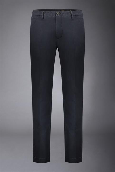CLASSIC CHINO TROUSER