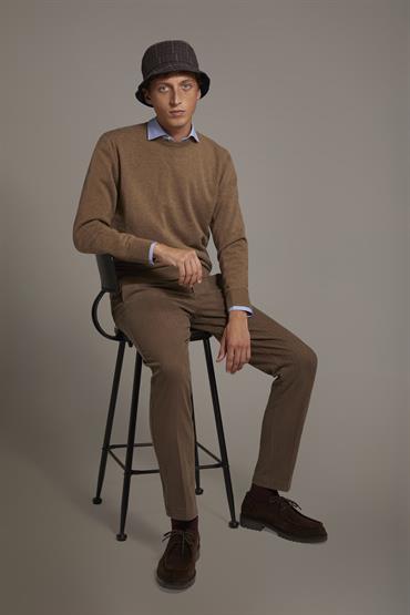 CHINO WITH BACK PKT LOOPS TROUSER CAMEL