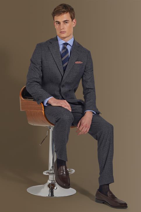notch single breasted suit
