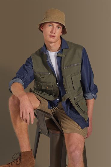 VEST