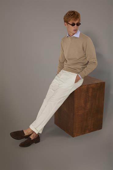 classic chino CREAM