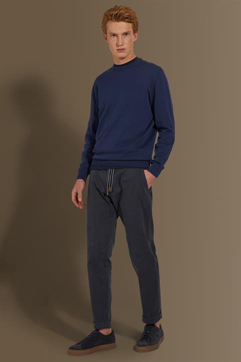 trousers with elastic waist
