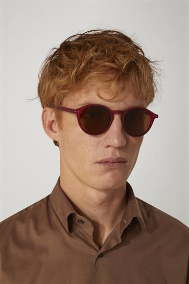 EYEWEAR RED