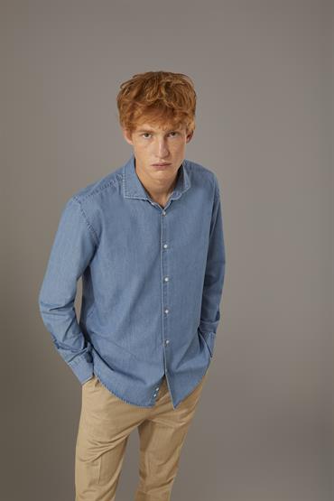 FRENCH COLLAR BAGGY FIT SHIRT LT DENIM