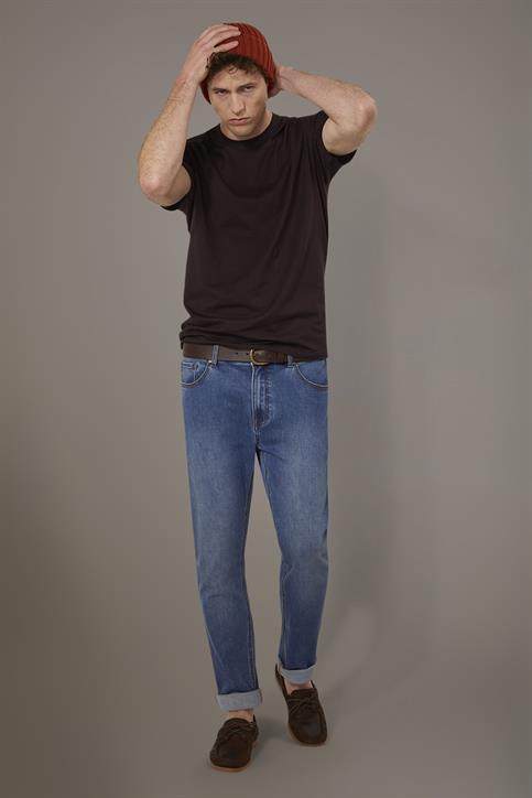 FIVE POCKETS