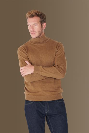 turtle neck sweater CAMEL
