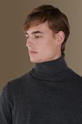 turtle neck sweater
