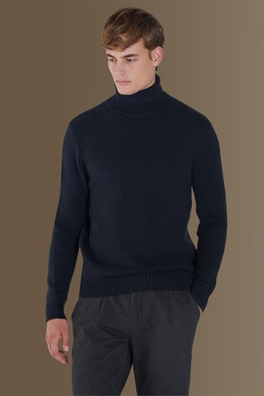 turtle neck sweater