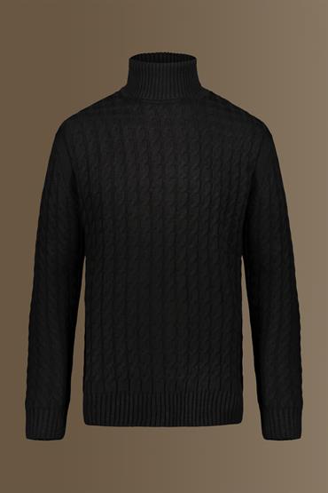 TURTLE NECK BLACK