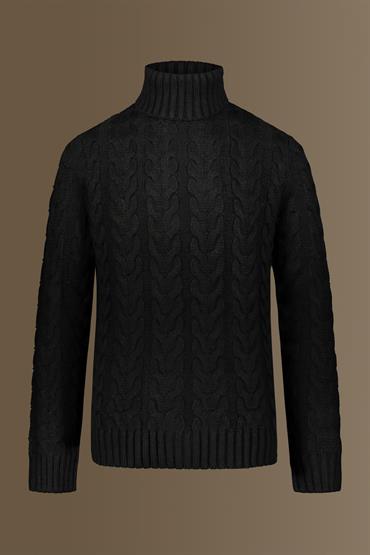 TURTLE NECK BLACK