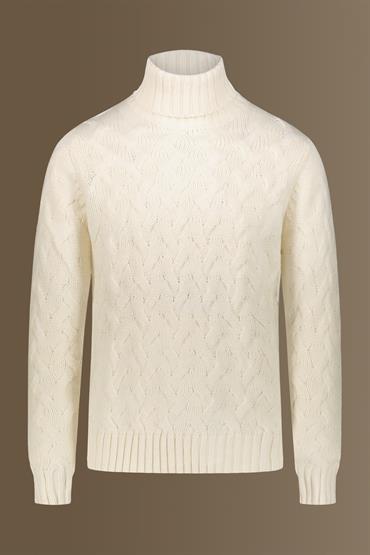 TURTLE NECK