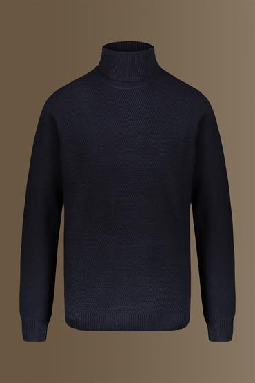 TURTLE NECK