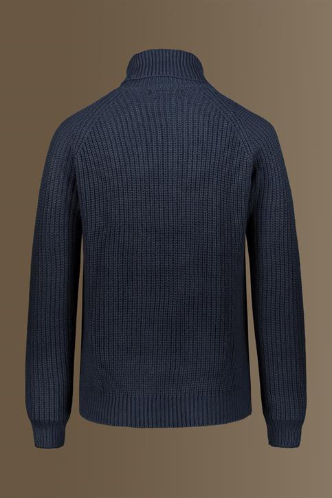 TURTLE NECK