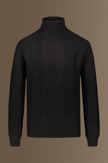 TURTLE NECK BLACK