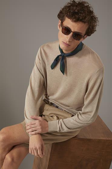 ROUND NECK SWEATER