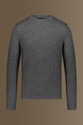 ROUND NECK