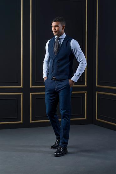 CHINO TROUSERS<br/>VARIANTE : DENIM