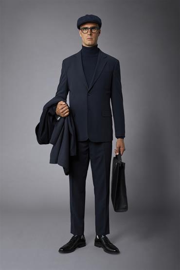 SINGLE BREASTED SUIT