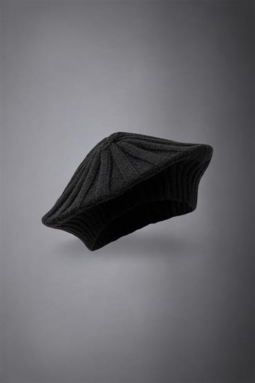 BASQUE BLACK