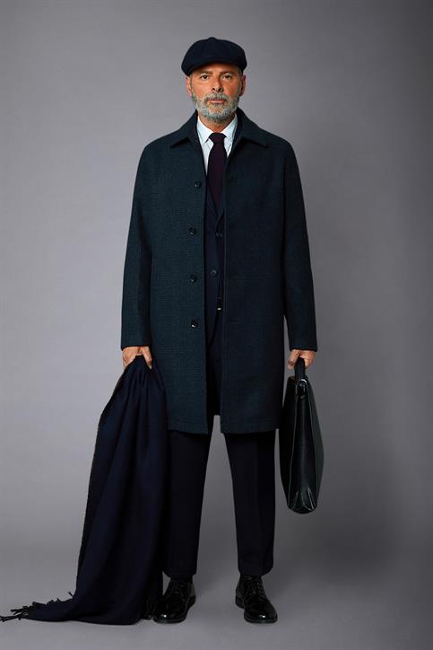 SINGLE BREASTED COAT