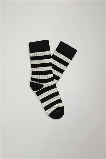 RIB STRIP SOCKS BLACK/CREAM