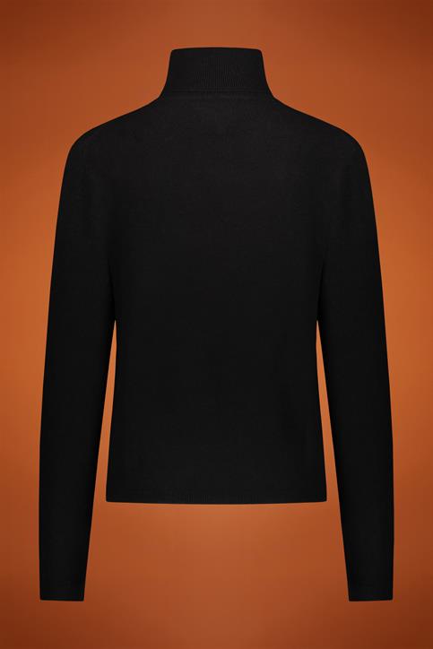 TURTLE NECK KNIT