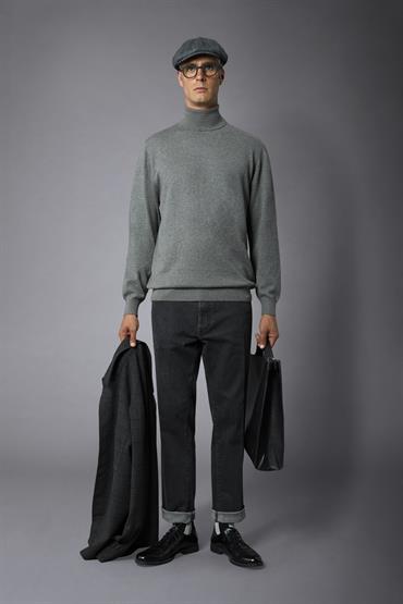 TURTLE NECK SWEATER MD GREY