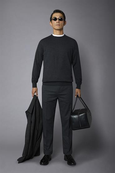 ROUND NECK GREY