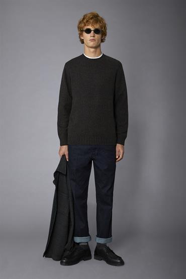 ROUND NECK BROWN