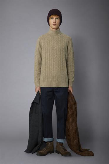 TURTLE NECK BEIGE