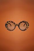 EYEWEAR