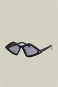 EYEWEAR