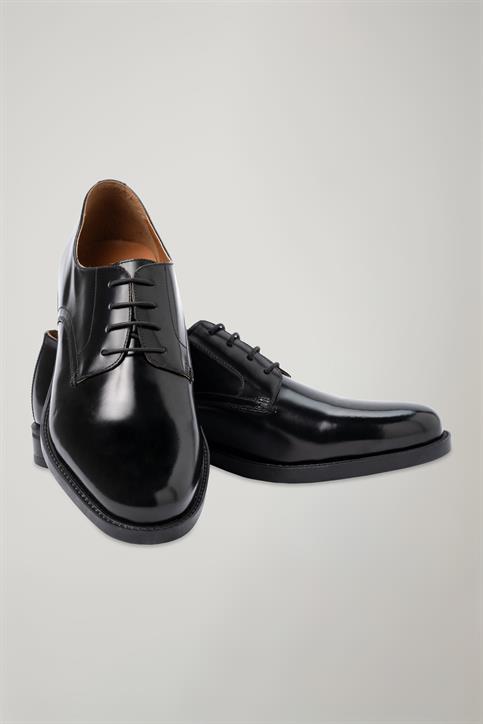 LEATHER DERBY