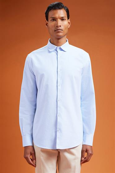 ROUND COLLAR REGULAR FIT SKY