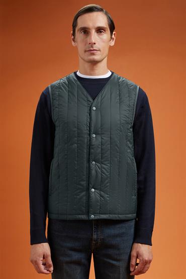 QUILTED VEST DK GREEN