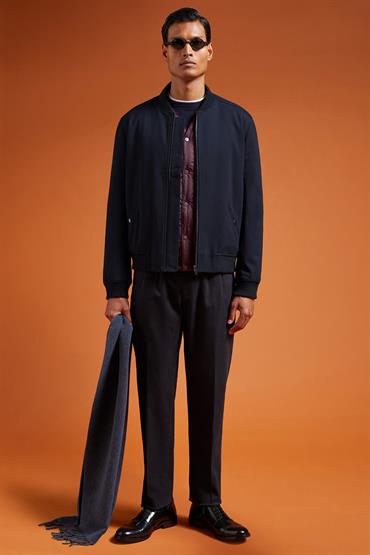 BOMBER JACKET