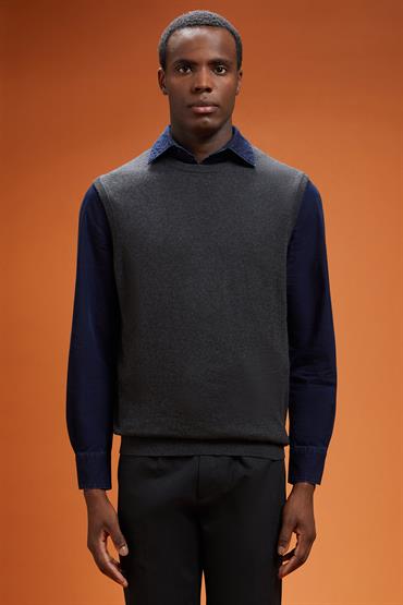 ROUND NECK VEST ANTHRACITE