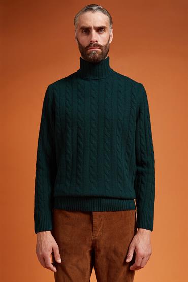 TURTLENECK KNIT CABLE