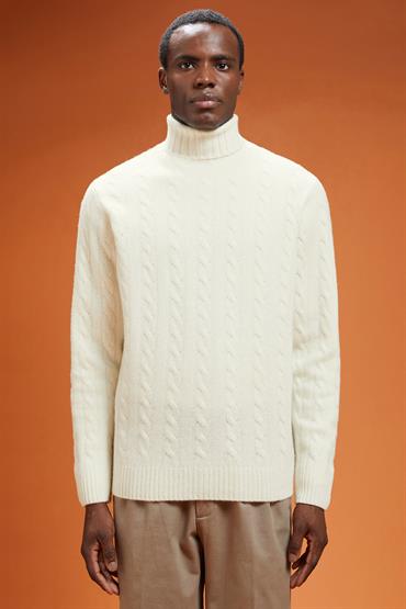 TURTLENECK KNIT CABLE OFF WHITE