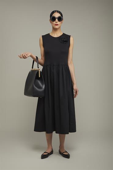 UNSLEEVES DRESS BLACK