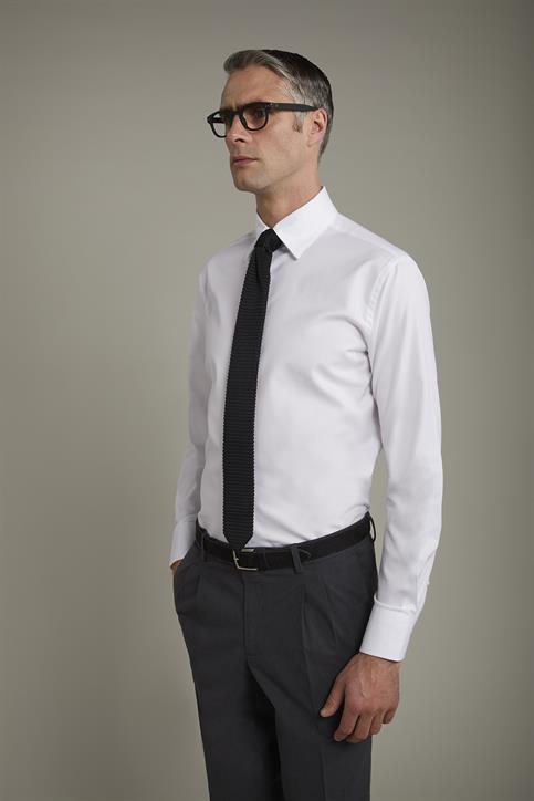 CLASSIC COLLAR REGULAR FIT