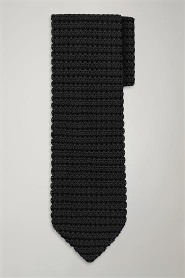 KNITTED TIE