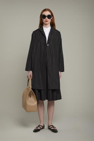 RAINCOAT BLACK