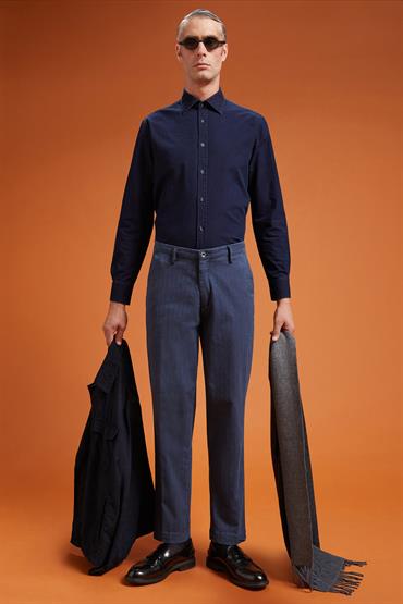 CLASSIC CHINO DK BLUE